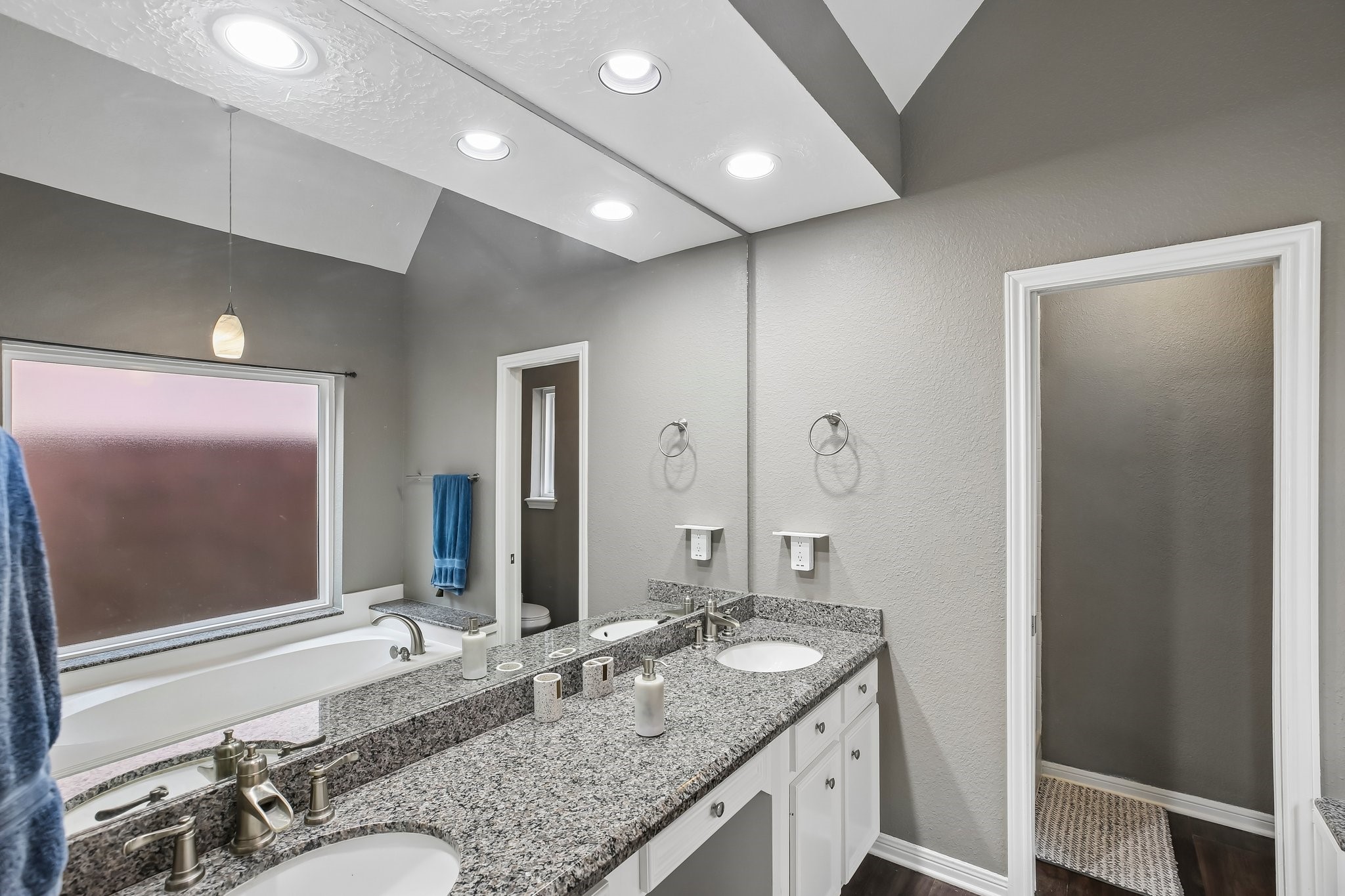 3716 Masters Court, League City, TX 77573