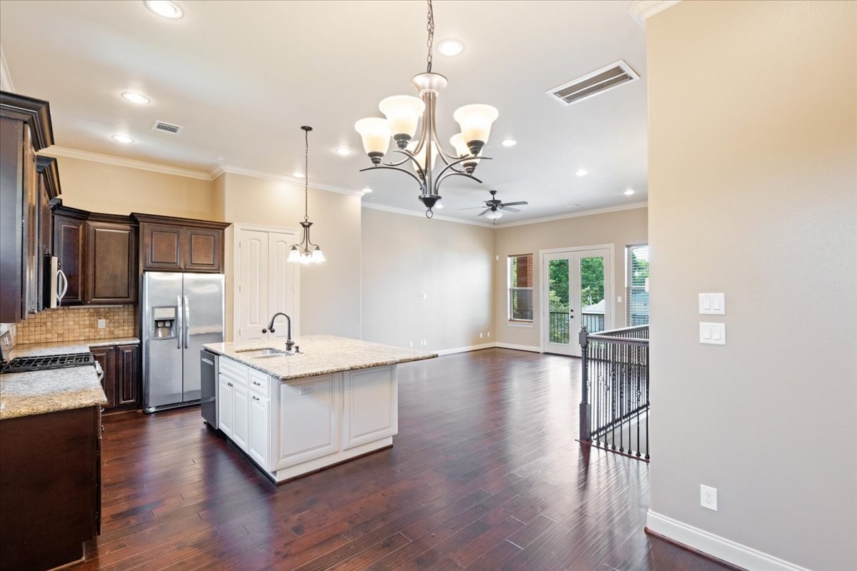 1520 Amundsen Street, Houston, TX 77009