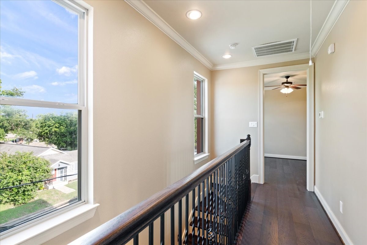 1520 Amundsen Street, Houston, TX 77009
