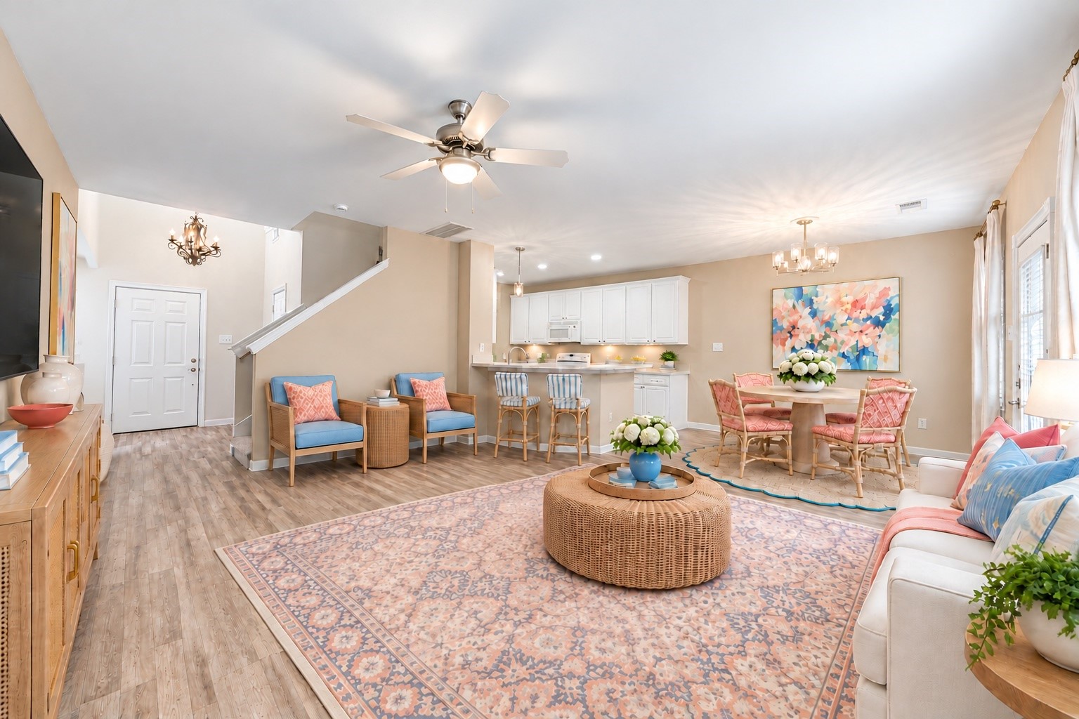 Open floorplan living room and kitchen
