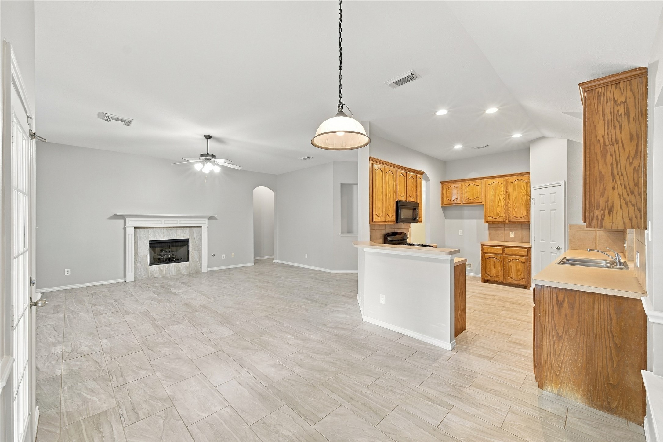 22923 Creekside Gate Court, Tomball, TX 77375