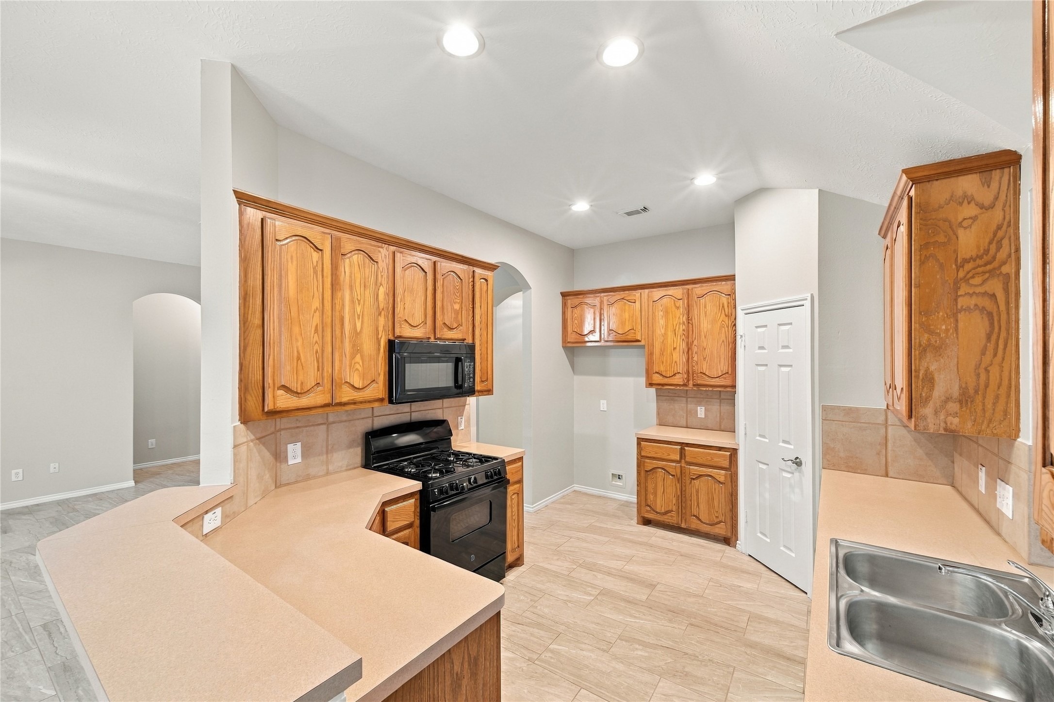 22923 Creekside Gate Court, Tomball, TX 77375