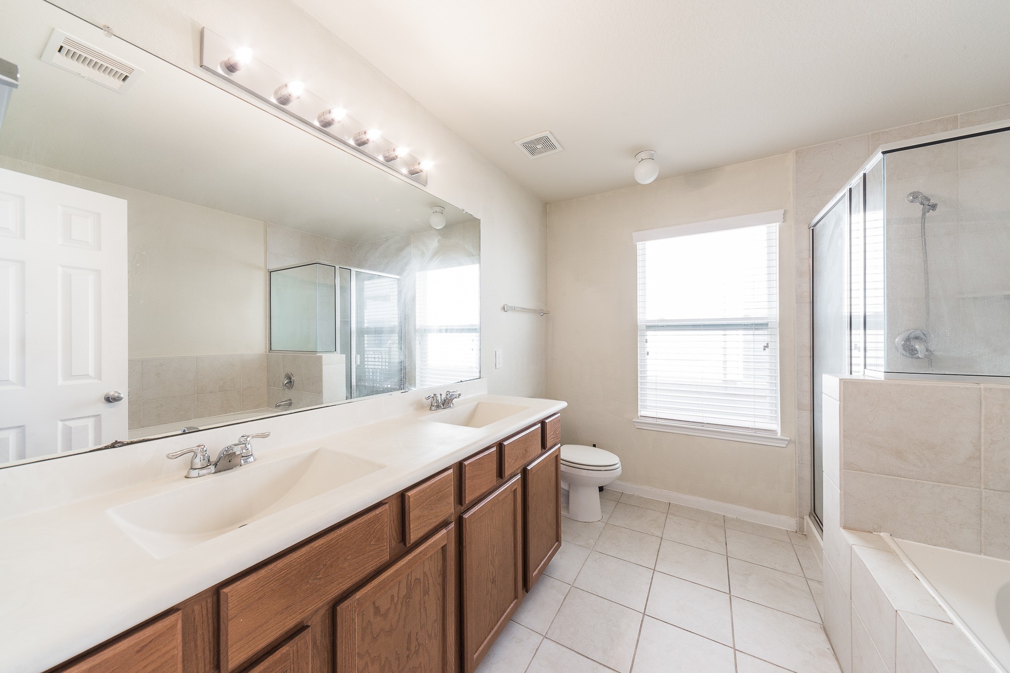 7239 Autumn Sun Drive, Houston, TX 77083