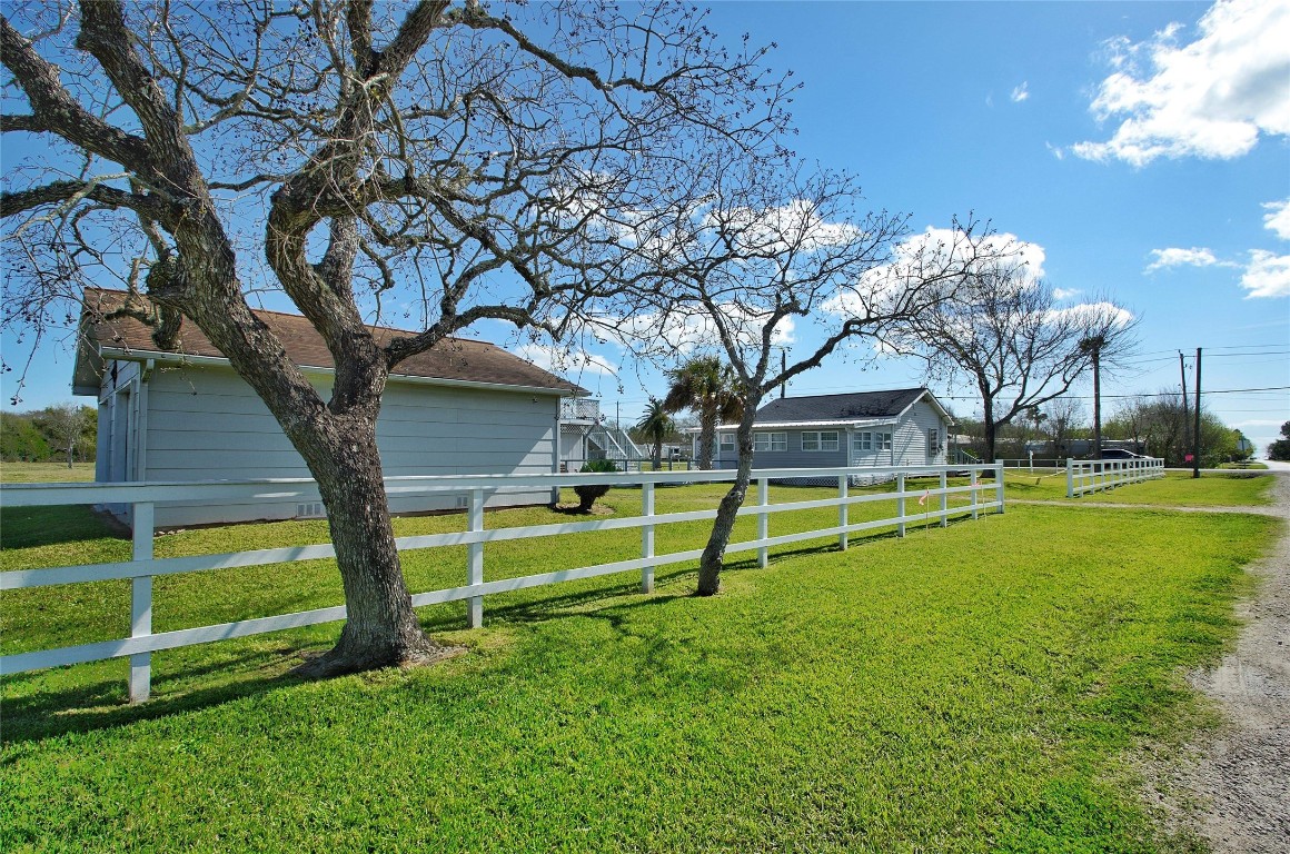 436 9th Street, San Leon, TX 77539 436 9th Street, San Leon, TX 77539