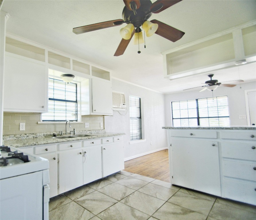 436 9th Street, San Leon, TX 77539