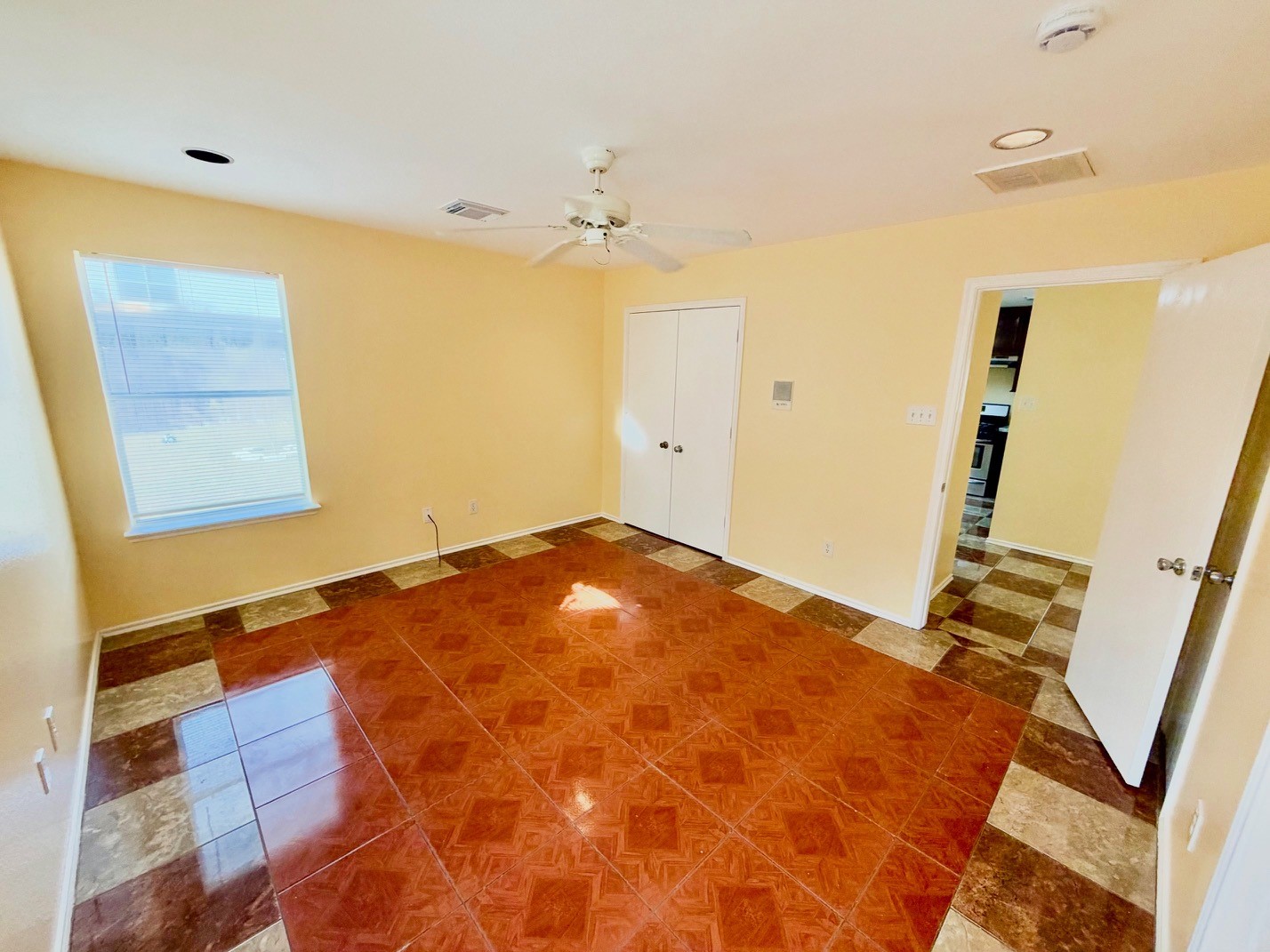523 Remington Green Court, Houston, TX 77073