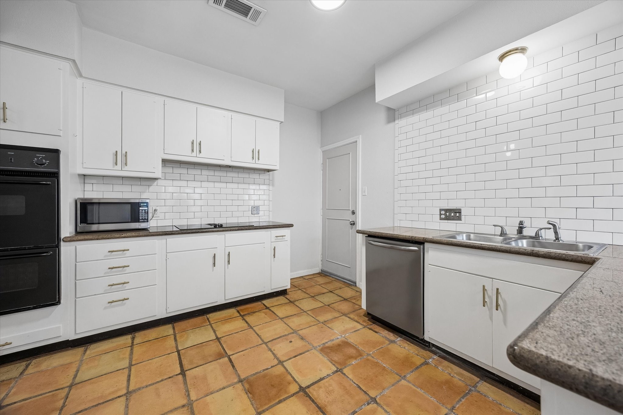 403 Anita Street, #11, Houston, TX 77006