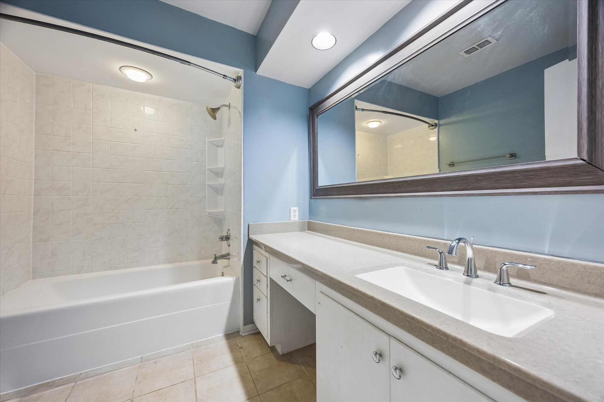 403 Anita Street, #11, Houston, TX 77006