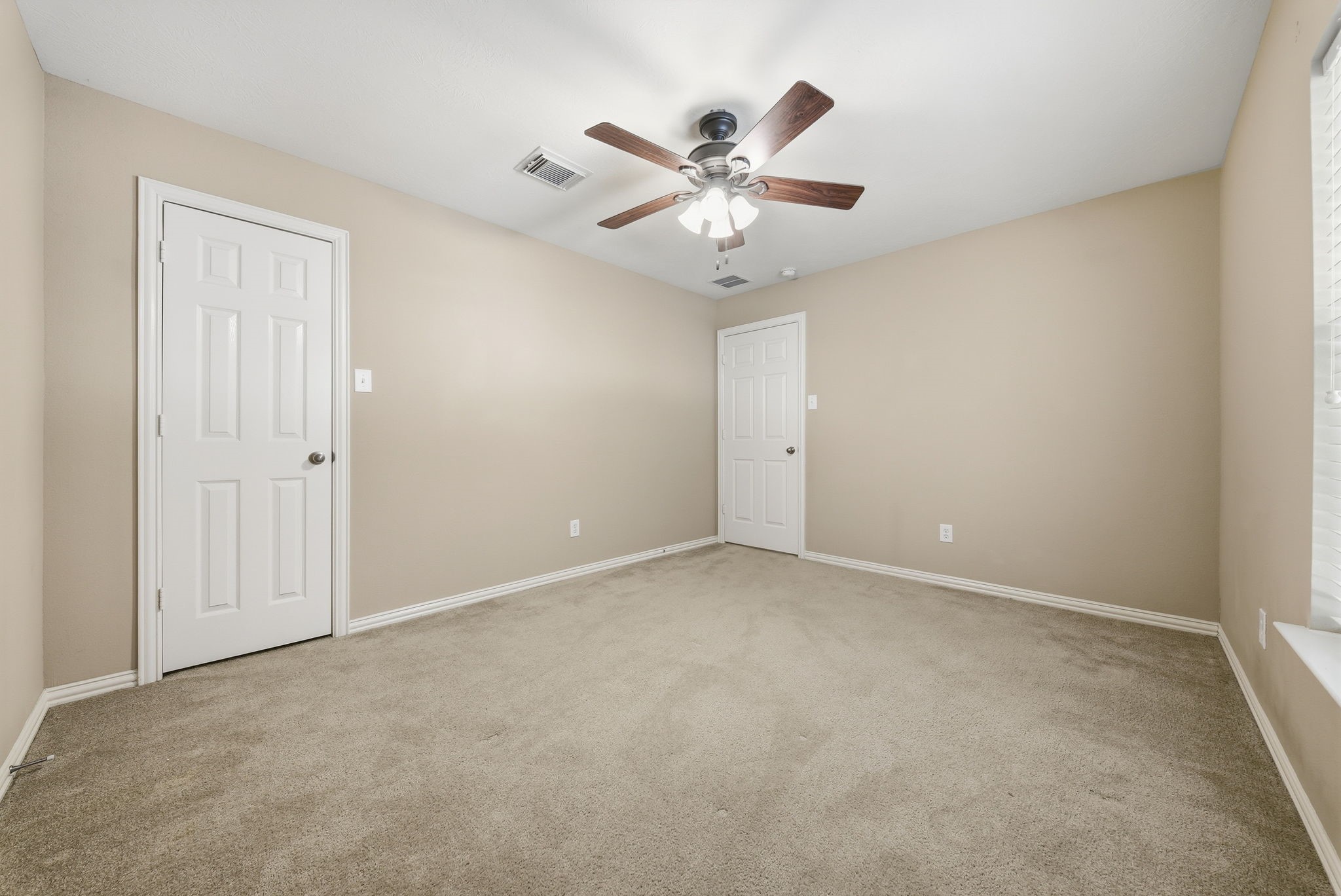 *VIRTUALLY STAGED 3RD BEDROOM*