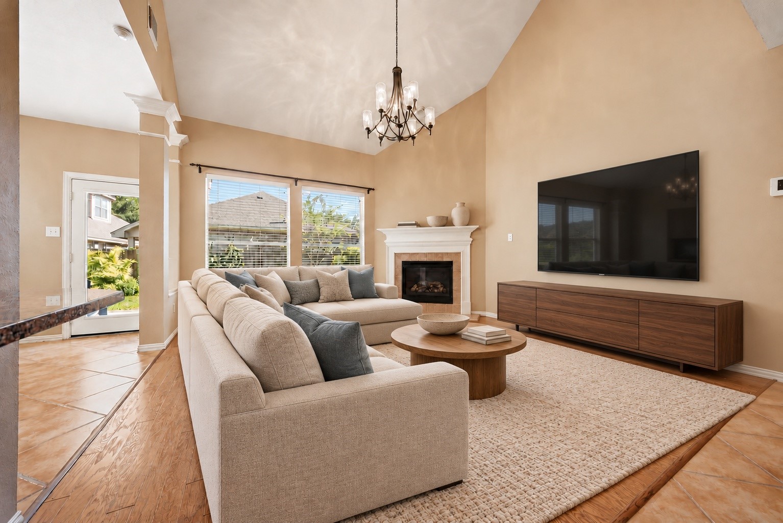 *VIRTUALLY STAGED LIVING AREA*