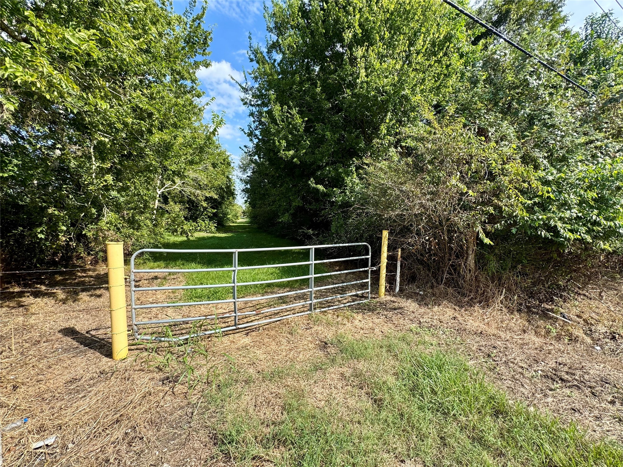 4201 AVENUE J, Santa Fe, TX 77510 4201 AVENUE J, Santa Fe, TX 77510