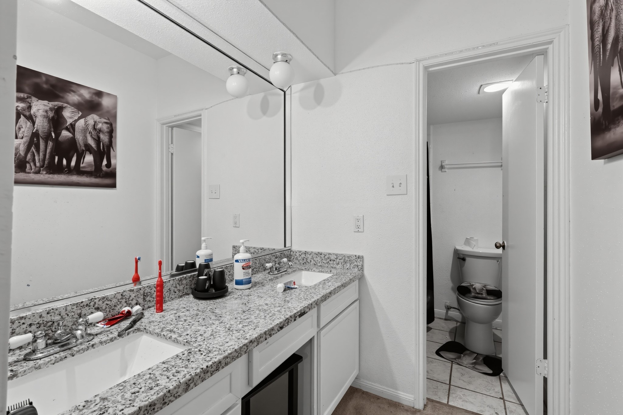 2100 Tanglewilde Street, #384, Houston, TX 77063