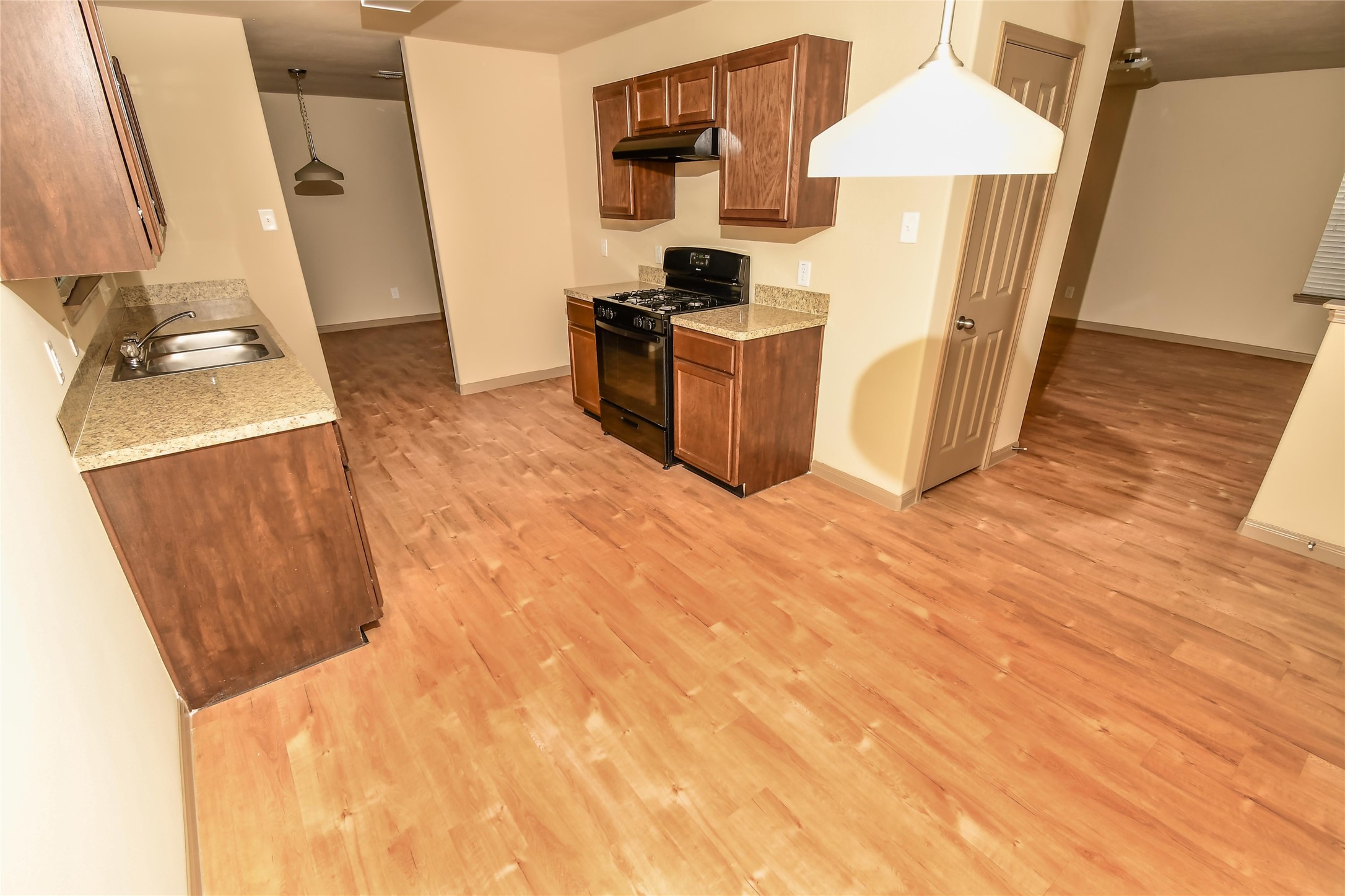 Photos may be representative of the floor plan and not the exact home. Finishes, layout, and features of the actual property for lease may vary.