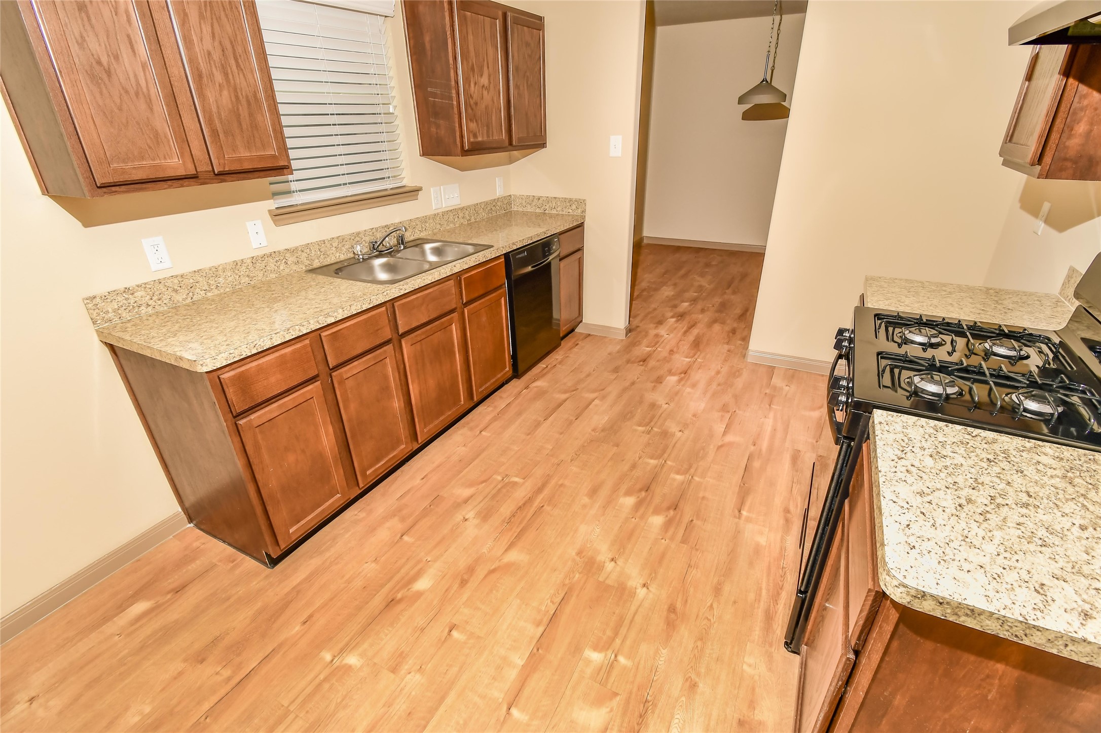 Photos may be representative of the floor plan and not the exact home. Finishes, layout, and features of the actual property for lease may vary. Photos may be representative of the floor plan and not the exact home. Finishes, layout, and features of the actual property for lease may vary.