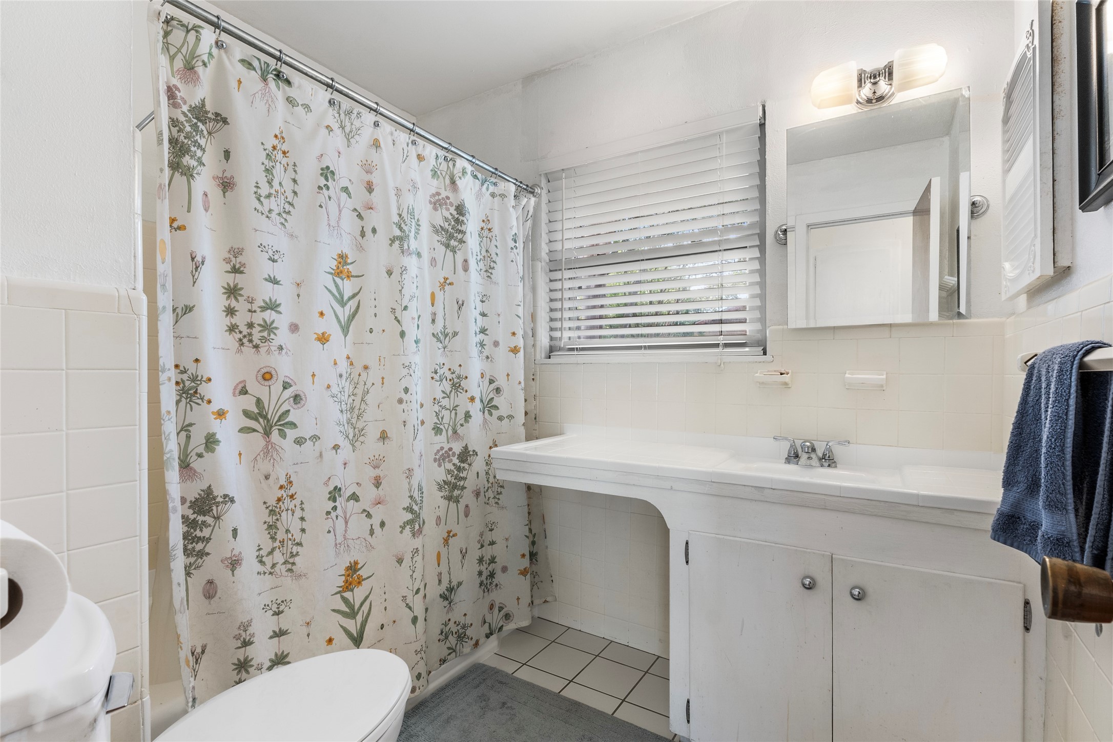 5438 Creekbend Drive, Houston, TX 77096