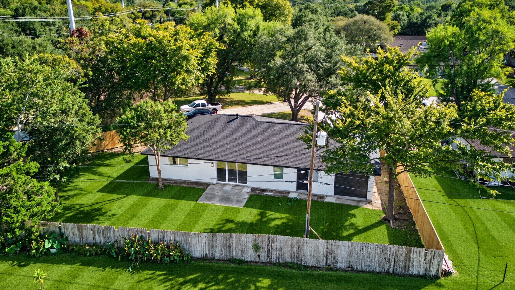 102 Belmont Avenue, Hitchcock, TX 77563