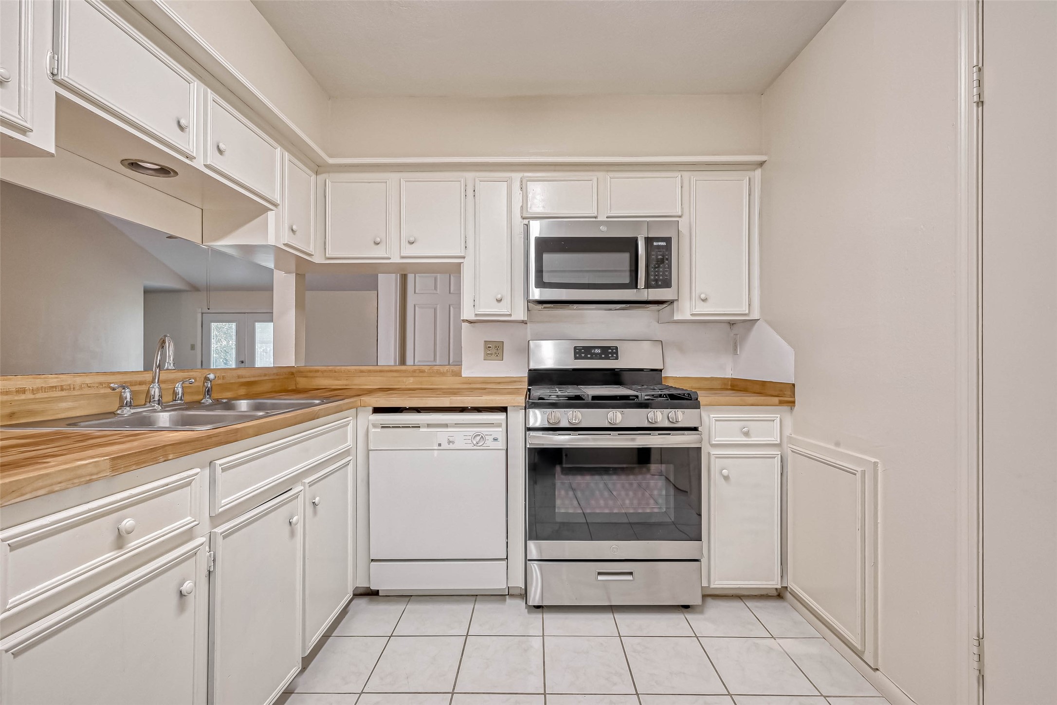 714 Canyon Garden Drive, Katy, TX 77450