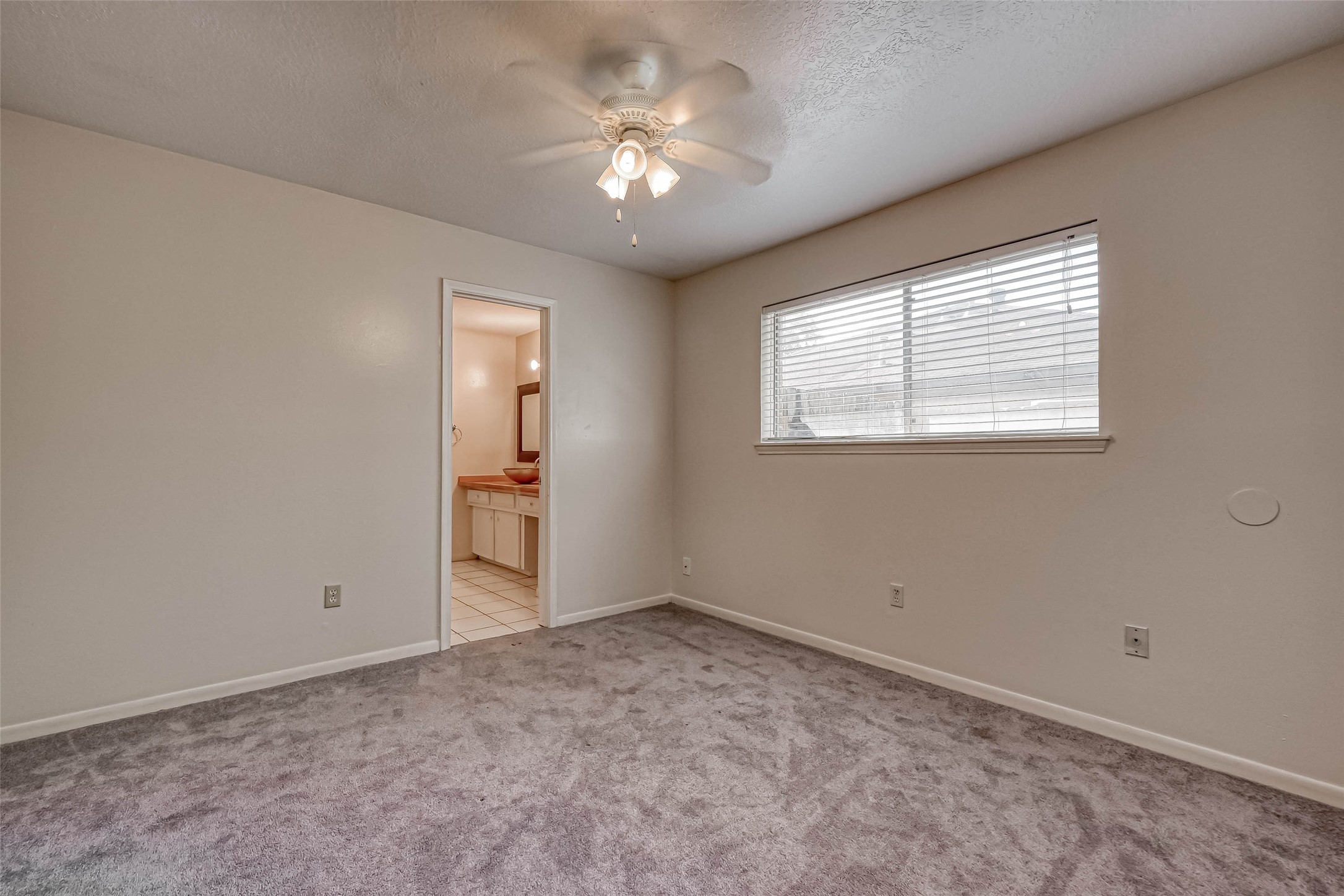 714 Canyon Garden Drive, Katy, TX 77450