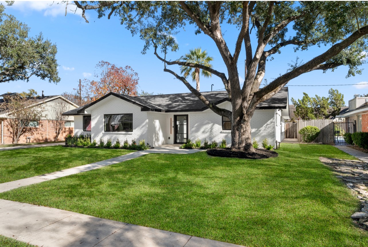 9203 Kapri Lane, Houston, TX 77025 9203 Kapri Lane, Houston, TX 77025