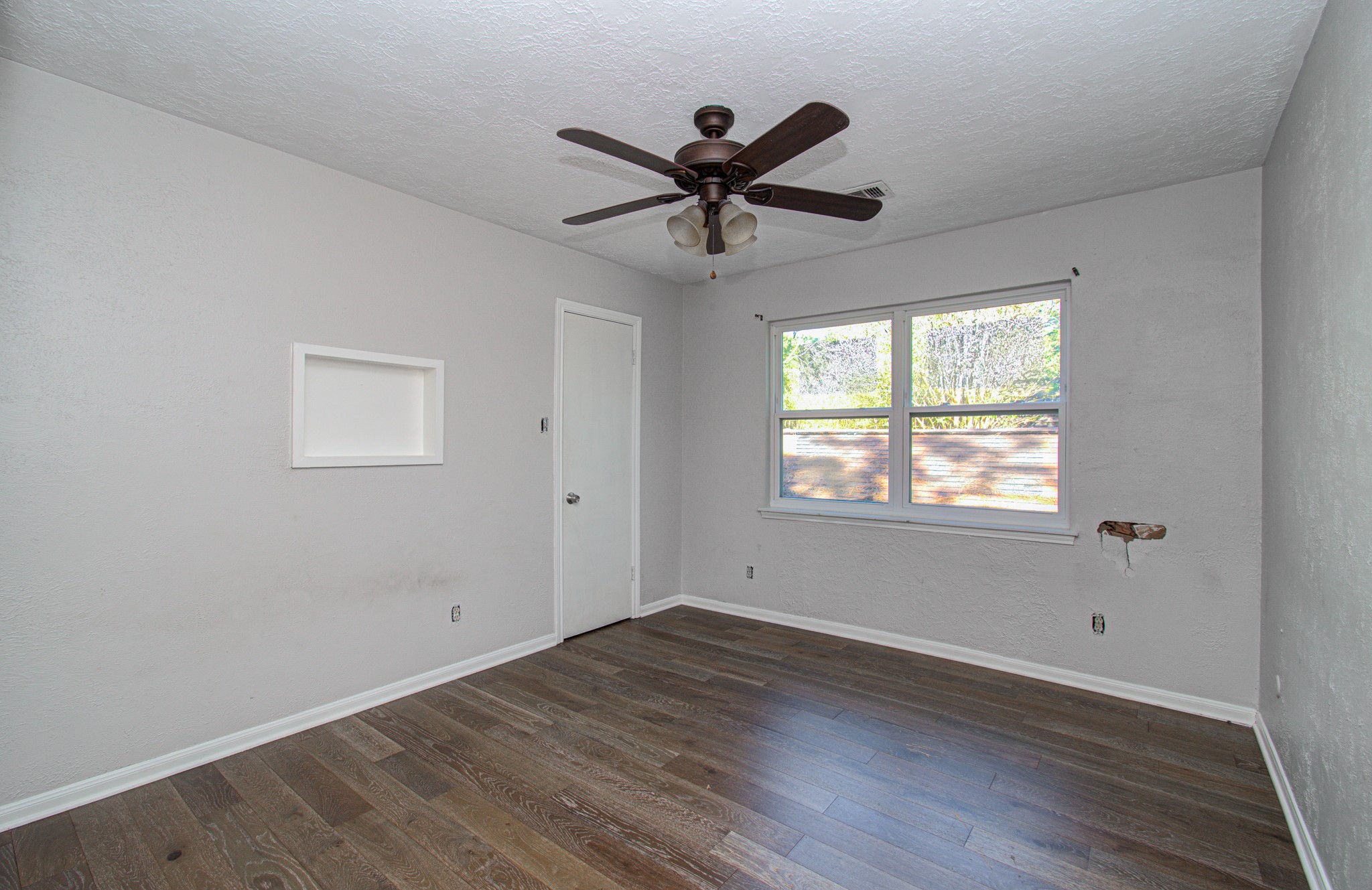 6618 Stoney River Drive, Spring, TX 77379