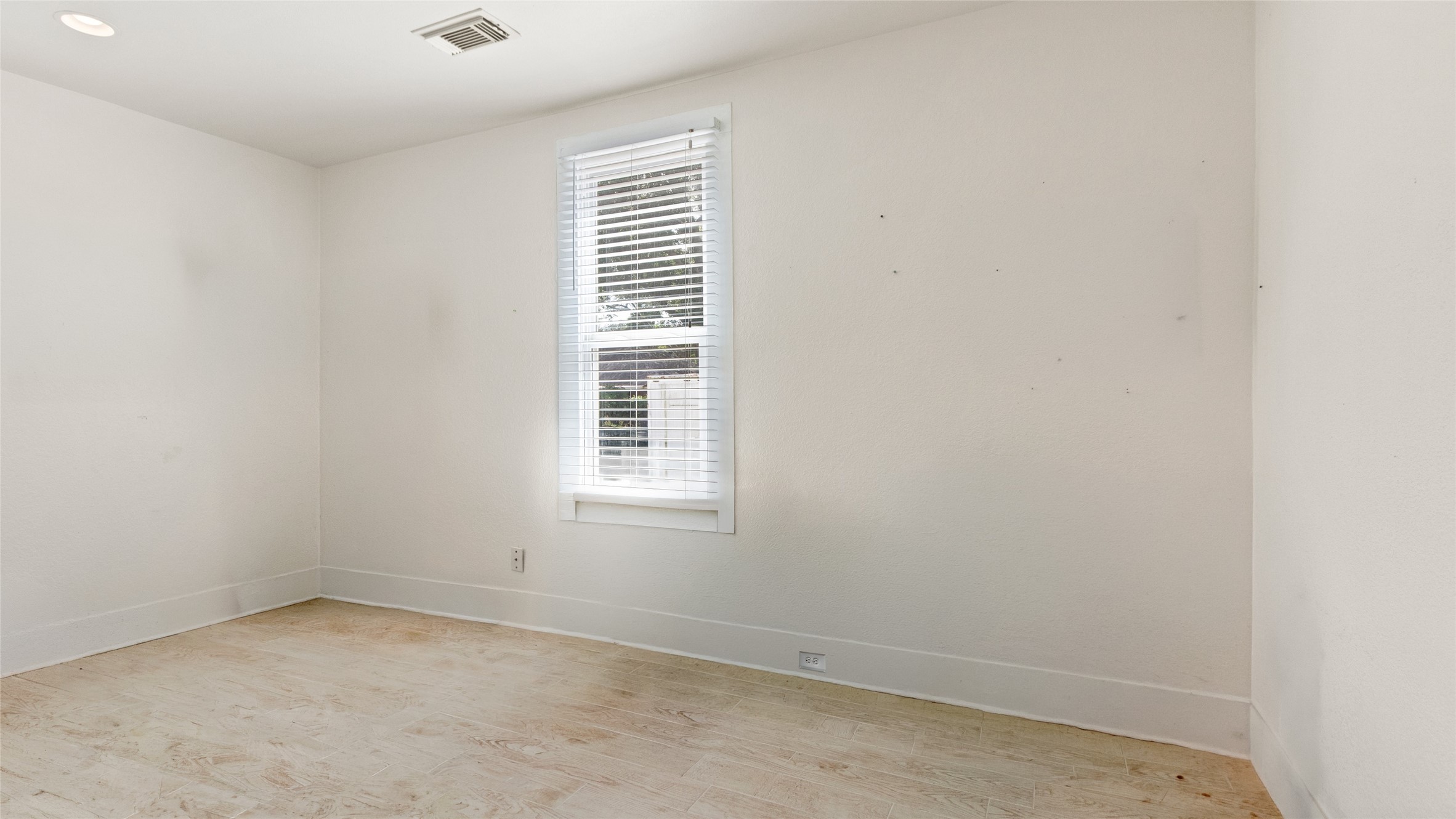 1st Floor Bedroom