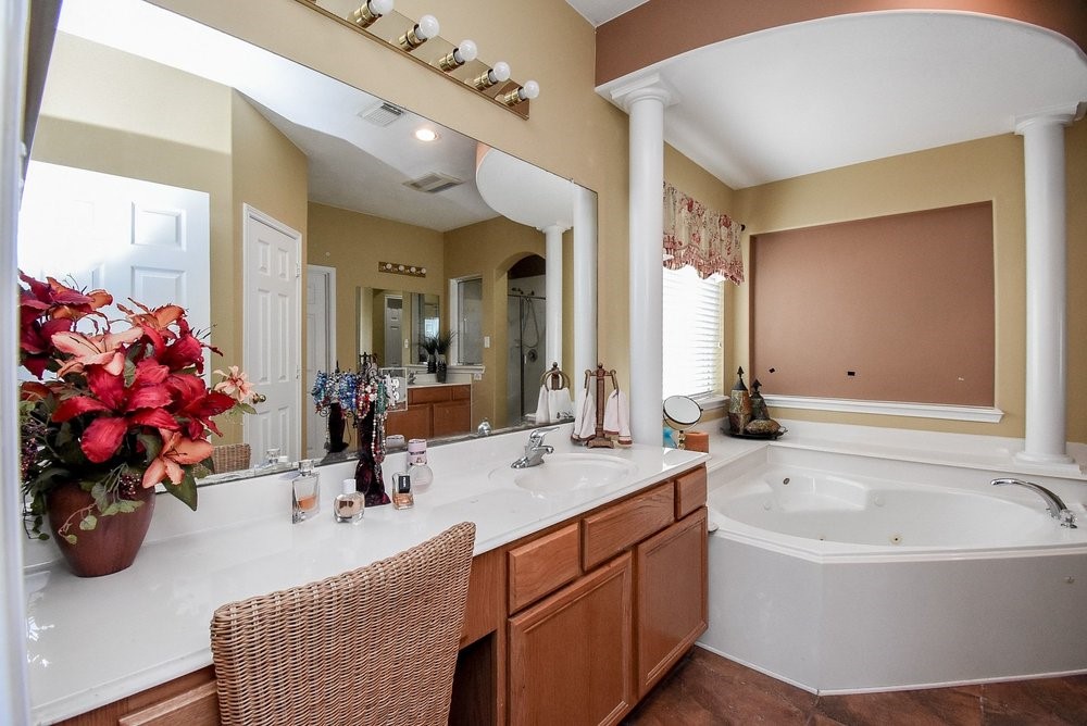 6111 Sebastian Hill Drive, Katy, TX 77494