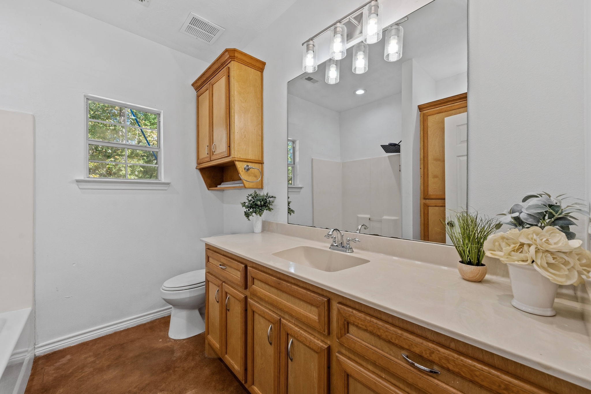 16959 S Tram Road, Splendora, TX 77372