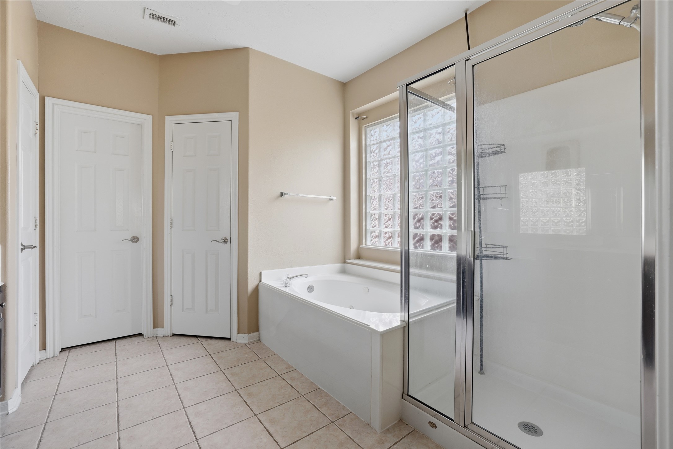 75 W Prairie Dawn Circle, The Woodlands, TX 77385