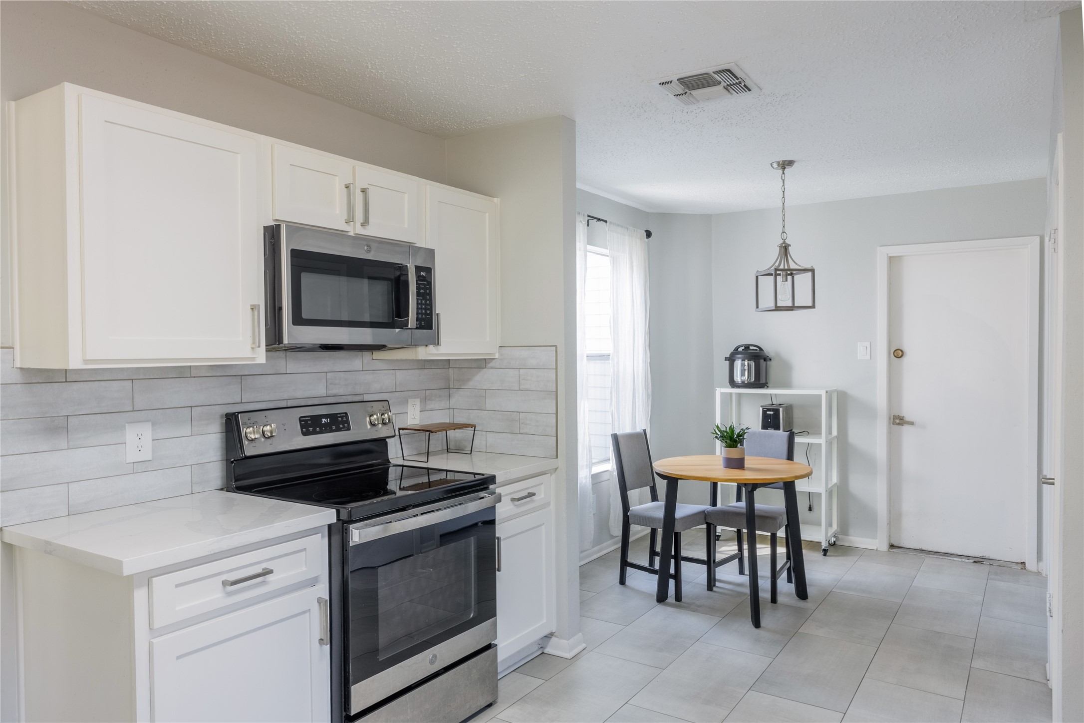 6546 Bellfield Manor Lane, Houston, TX 77084 6546 Bellfield Manor Lane, Houston, TX 77084