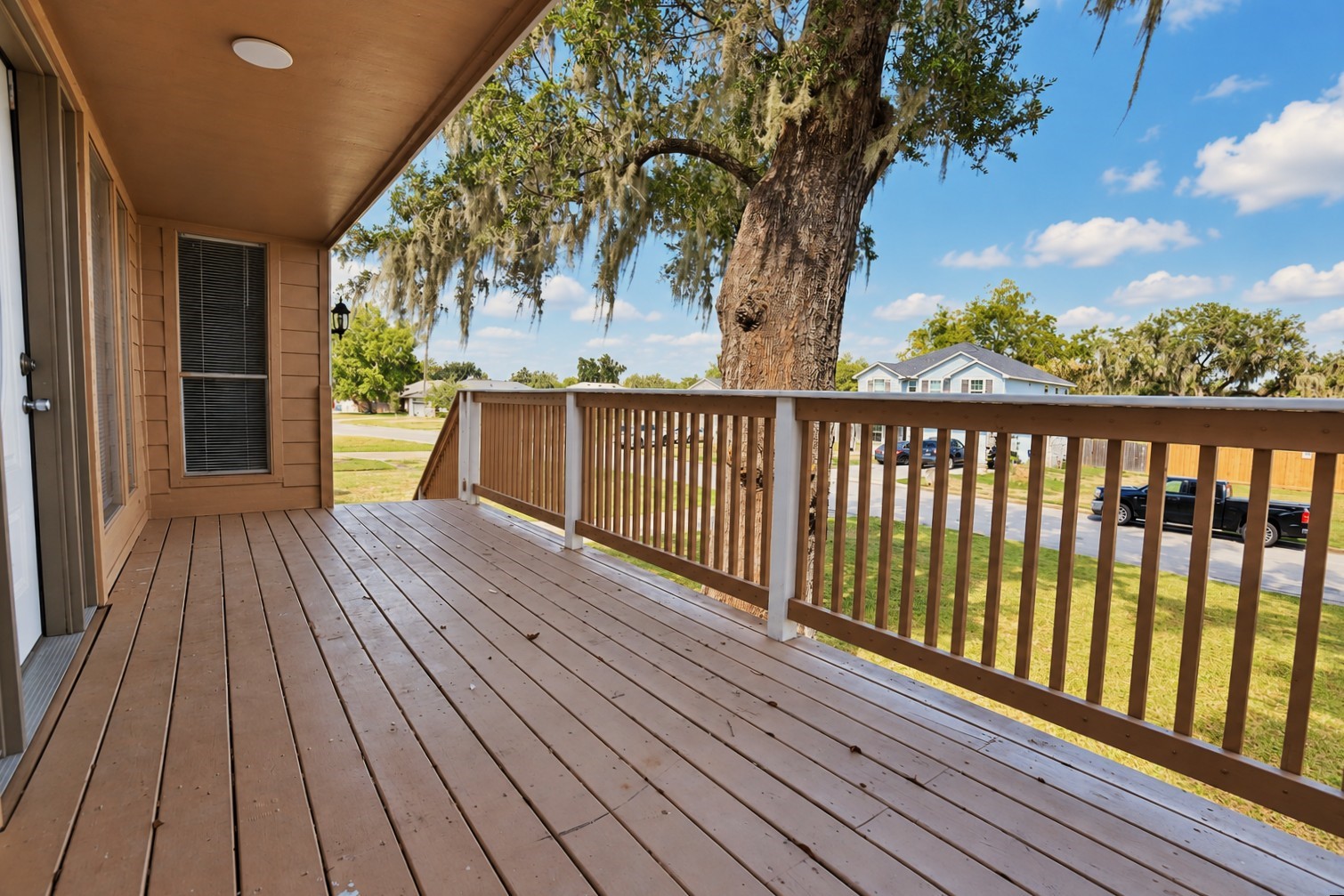 Front Deck Patio