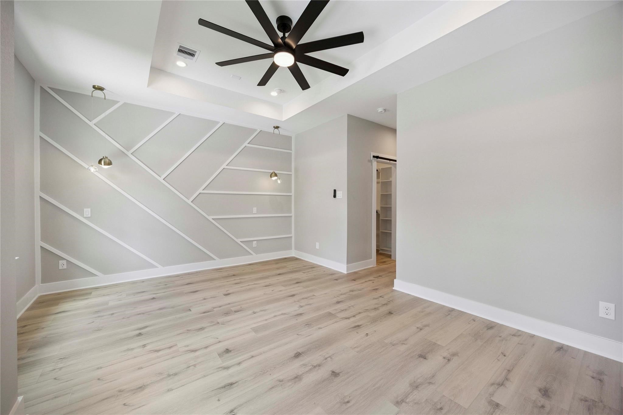 811 E 32nd Street, Houston, TX 77022