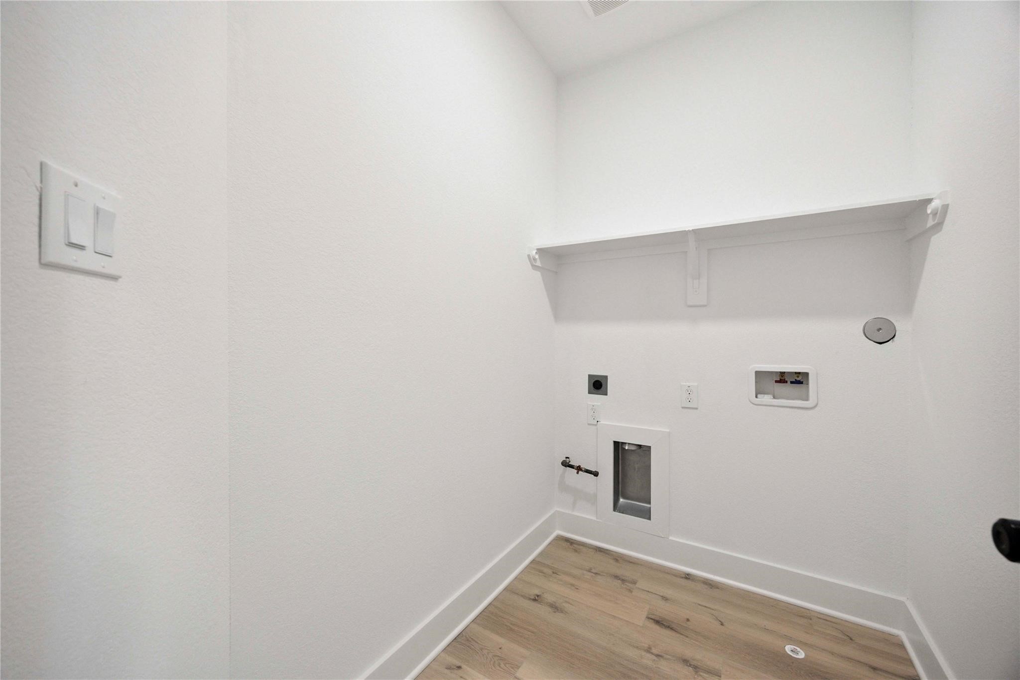 811 E 32nd Street, Houston, TX 77022