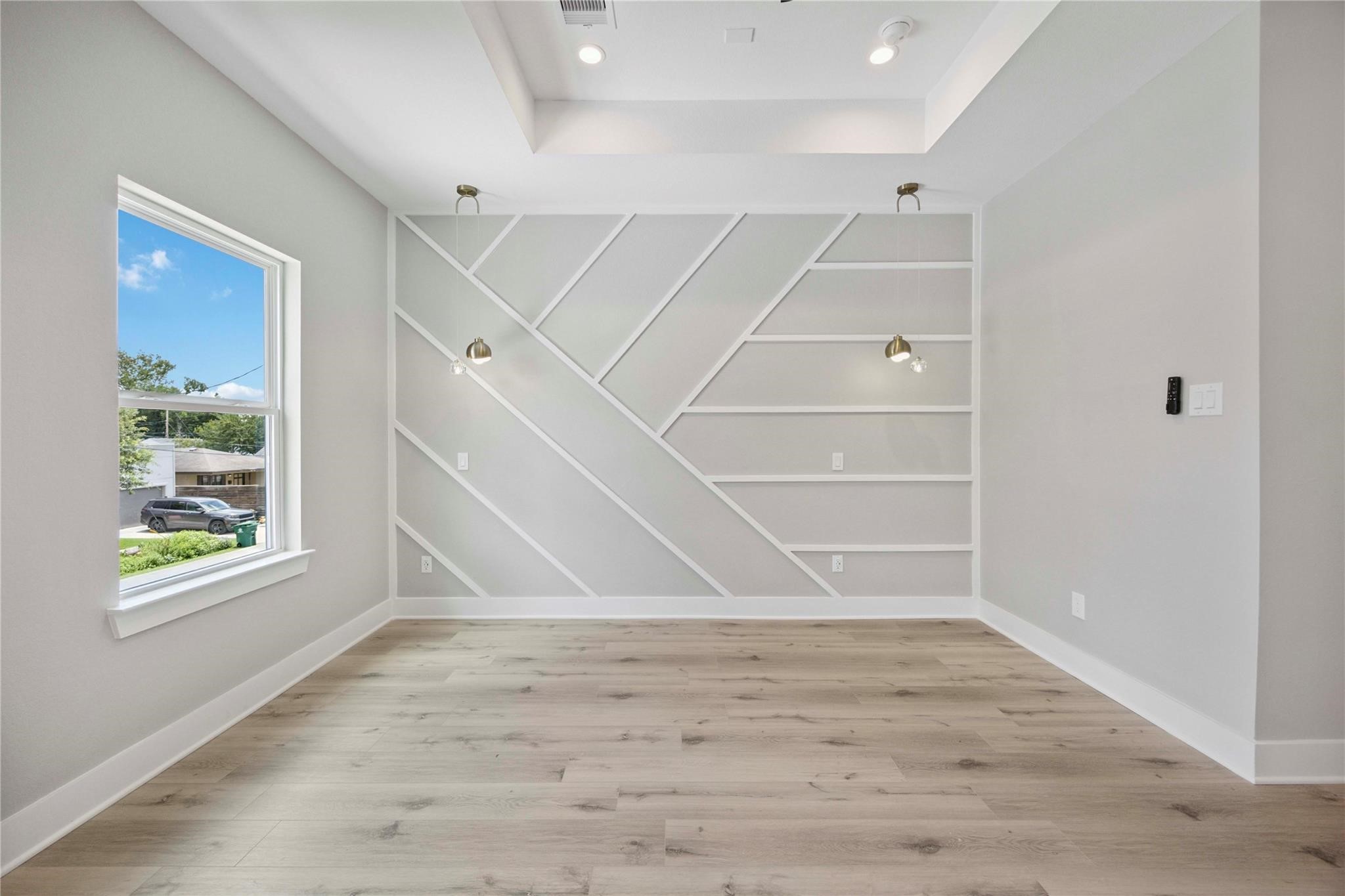 811 E 32nd Street, Houston, TX 77022