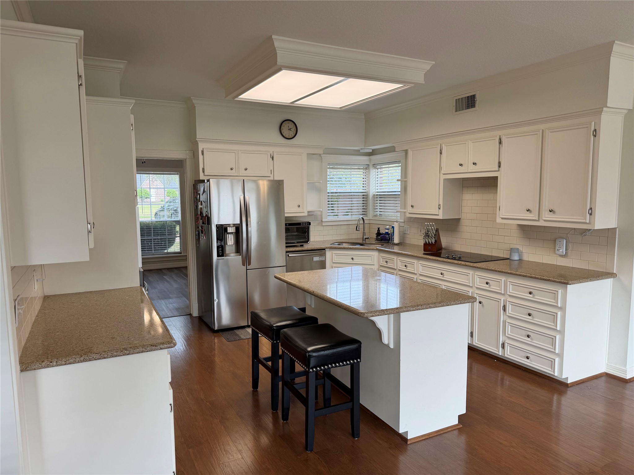 312 Timbercreek Drive, Lake Jackson, TX 77566