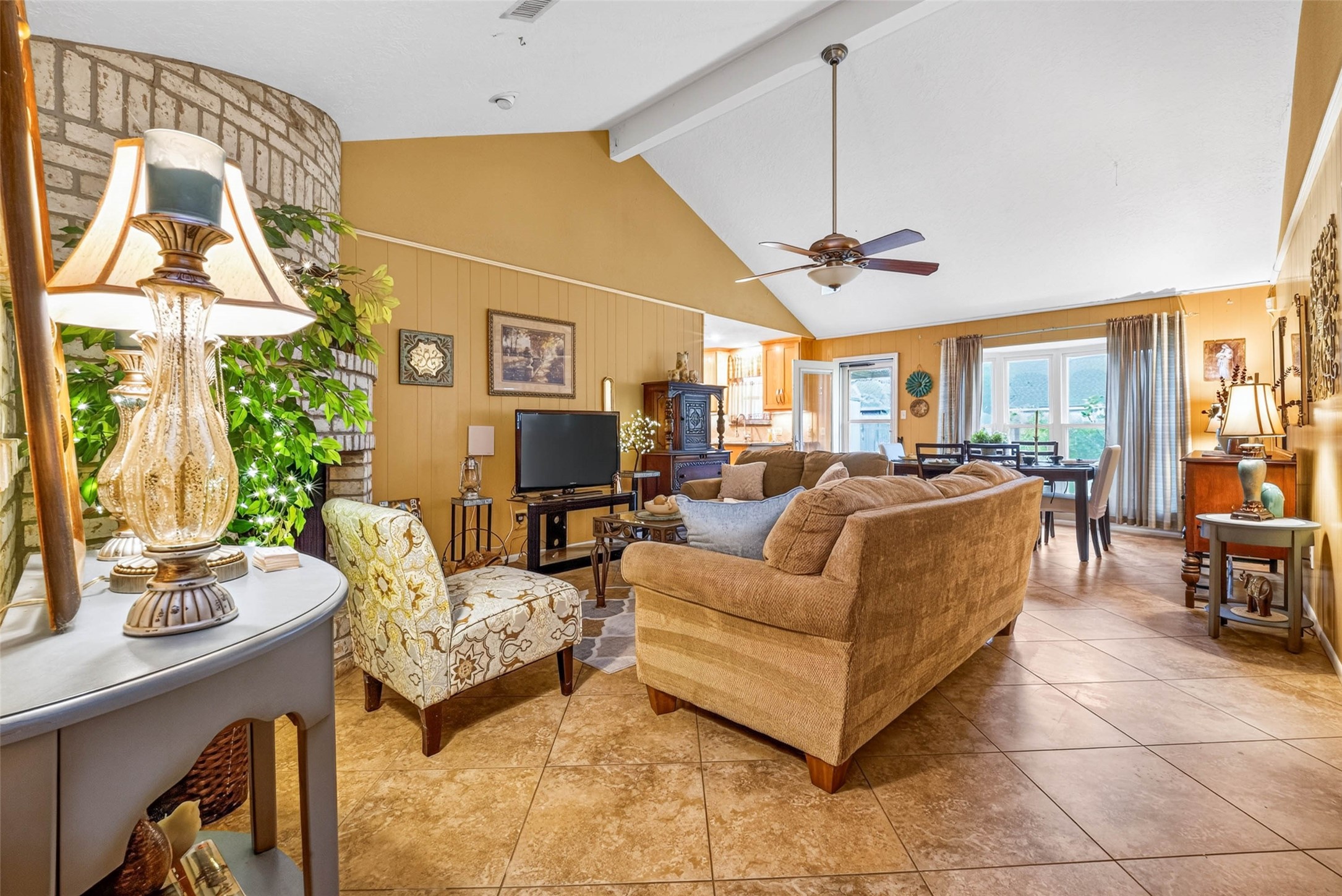 14339 Crosshaven Drive, Houston, TX 77015