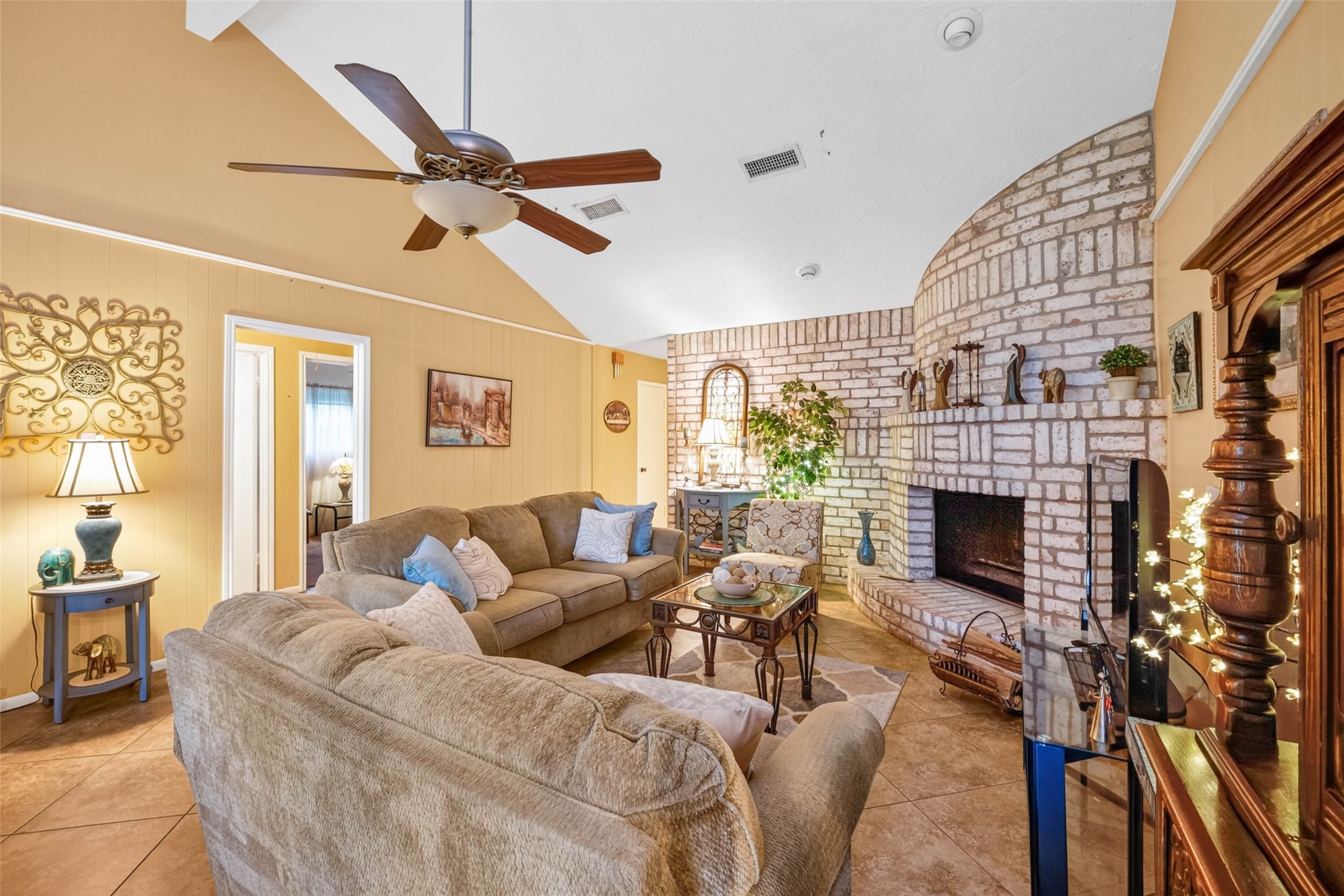 14339 Crosshaven Drive, Houston, TX 77015