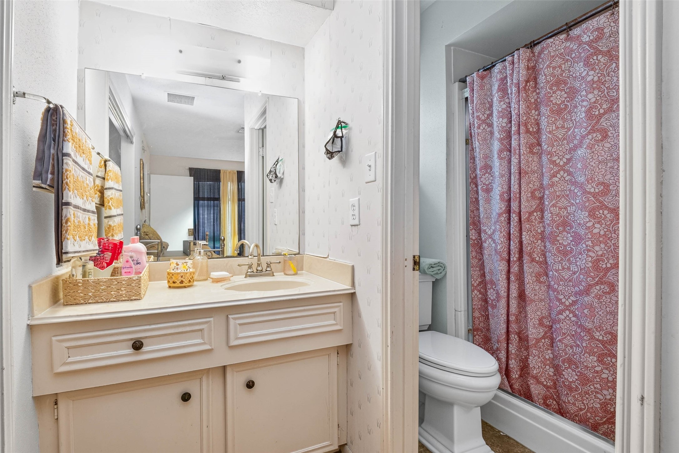 14339 Crosshaven Drive, Houston, TX 77015