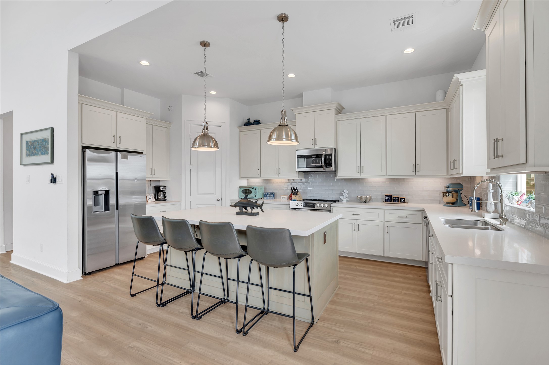 22919 Cuadro Street, Galveston, TX 77554