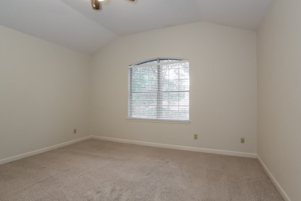 3203 Leafy Pine Court, Houston, TX 77345