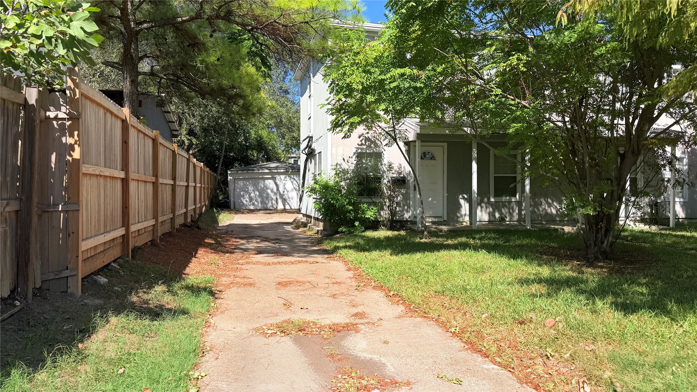1120 Hunter Drive, #A, Texas City, TX 77590