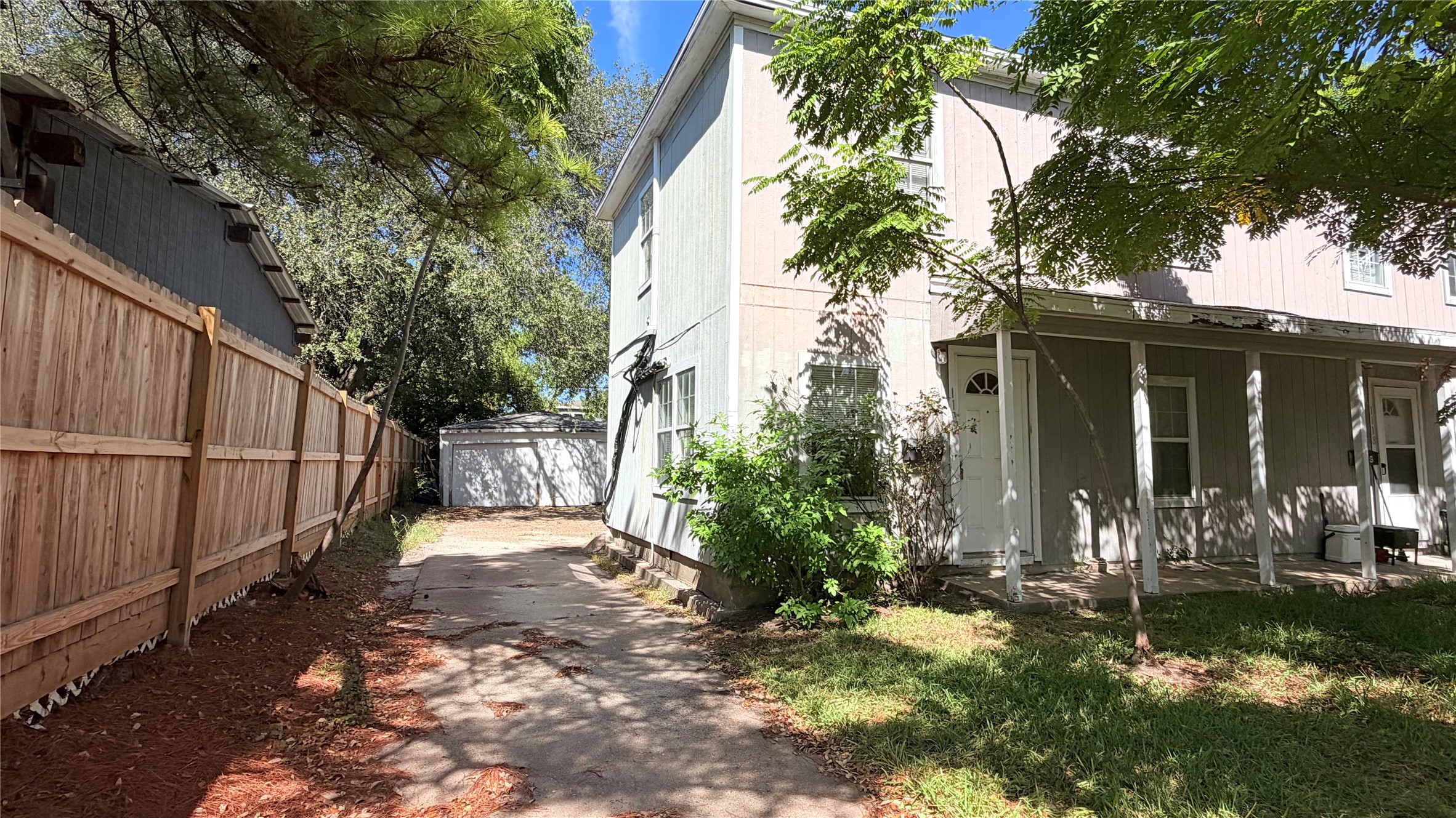 1120 Hunter Drive, #A, Texas City, TX 77590