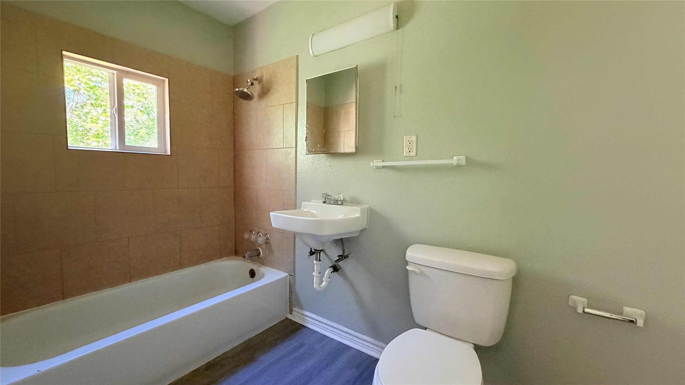1120 Hunter Drive, #A, Texas City, TX 77590