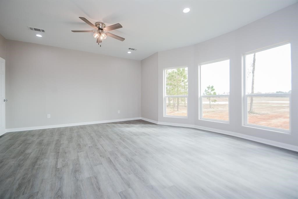 12328 N Chestnut Hills Drive, Conroe, TX 77303
