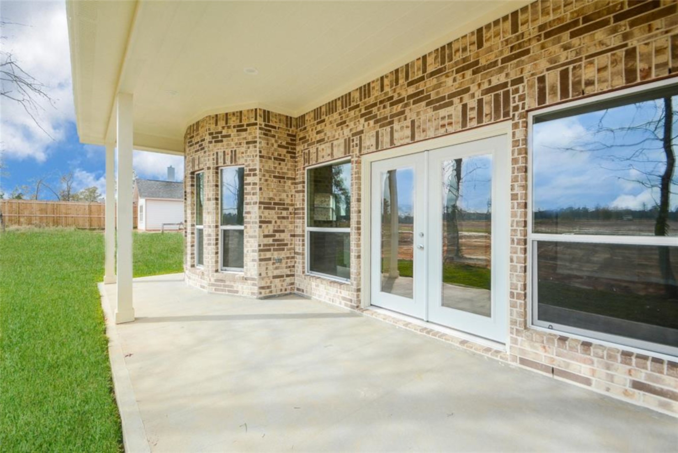 12328 N Chestnut Hills Drive, Conroe, TX 77303