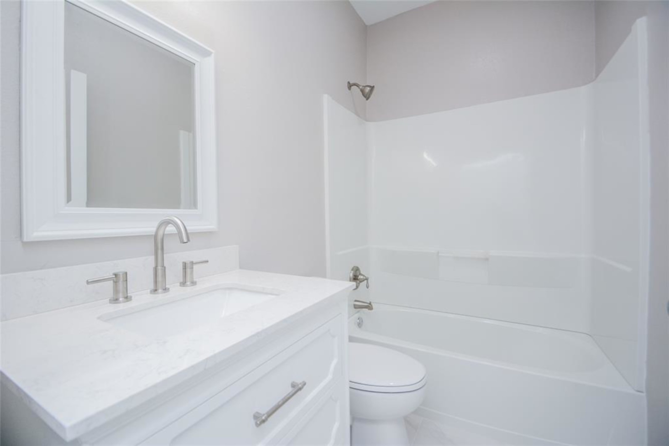 2nd Full Bathroom