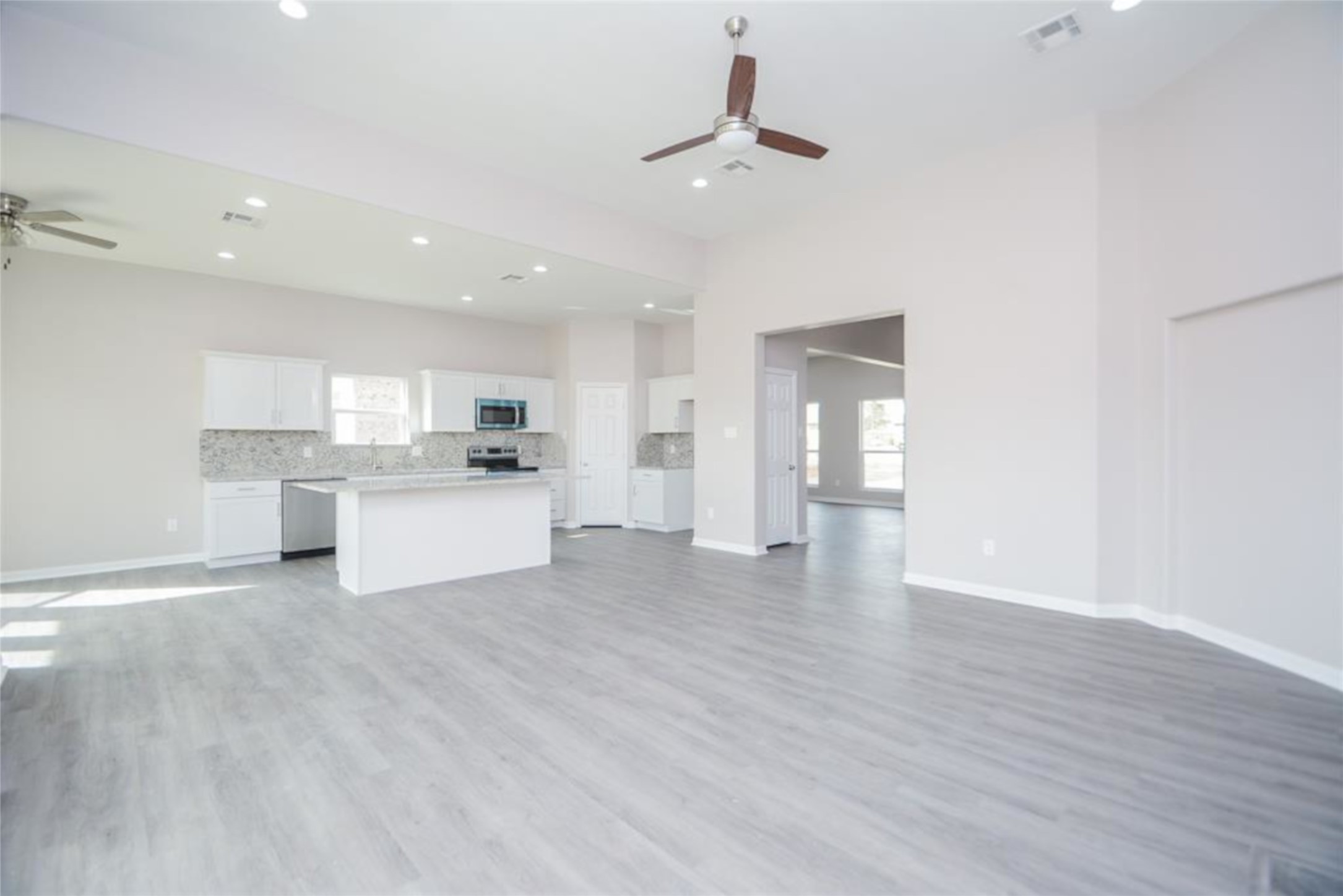 12328 N Chestnut Hills Drive, Conroe, TX 77303