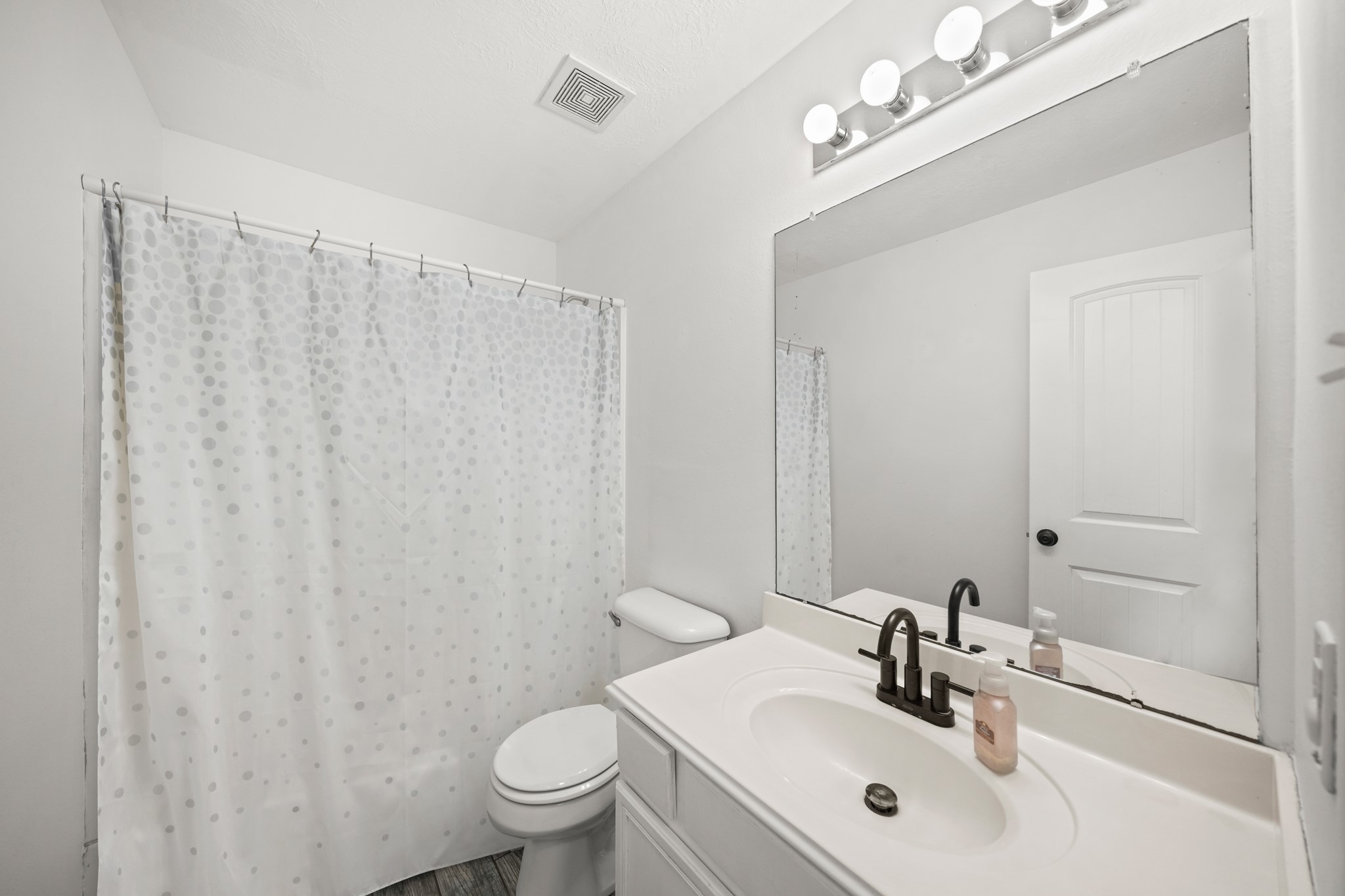 Secondary Bathroon