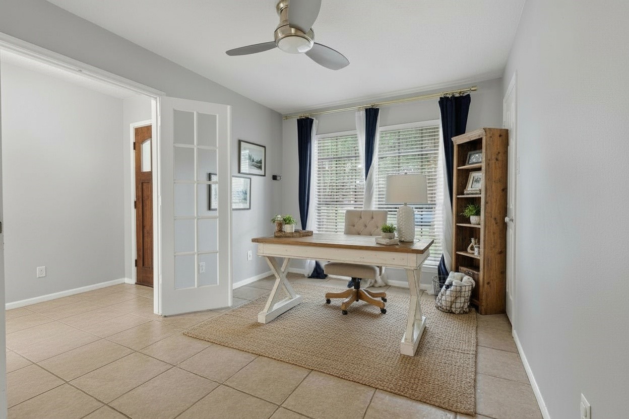 1242 Hunter Wood Drive, League City, TX 77573