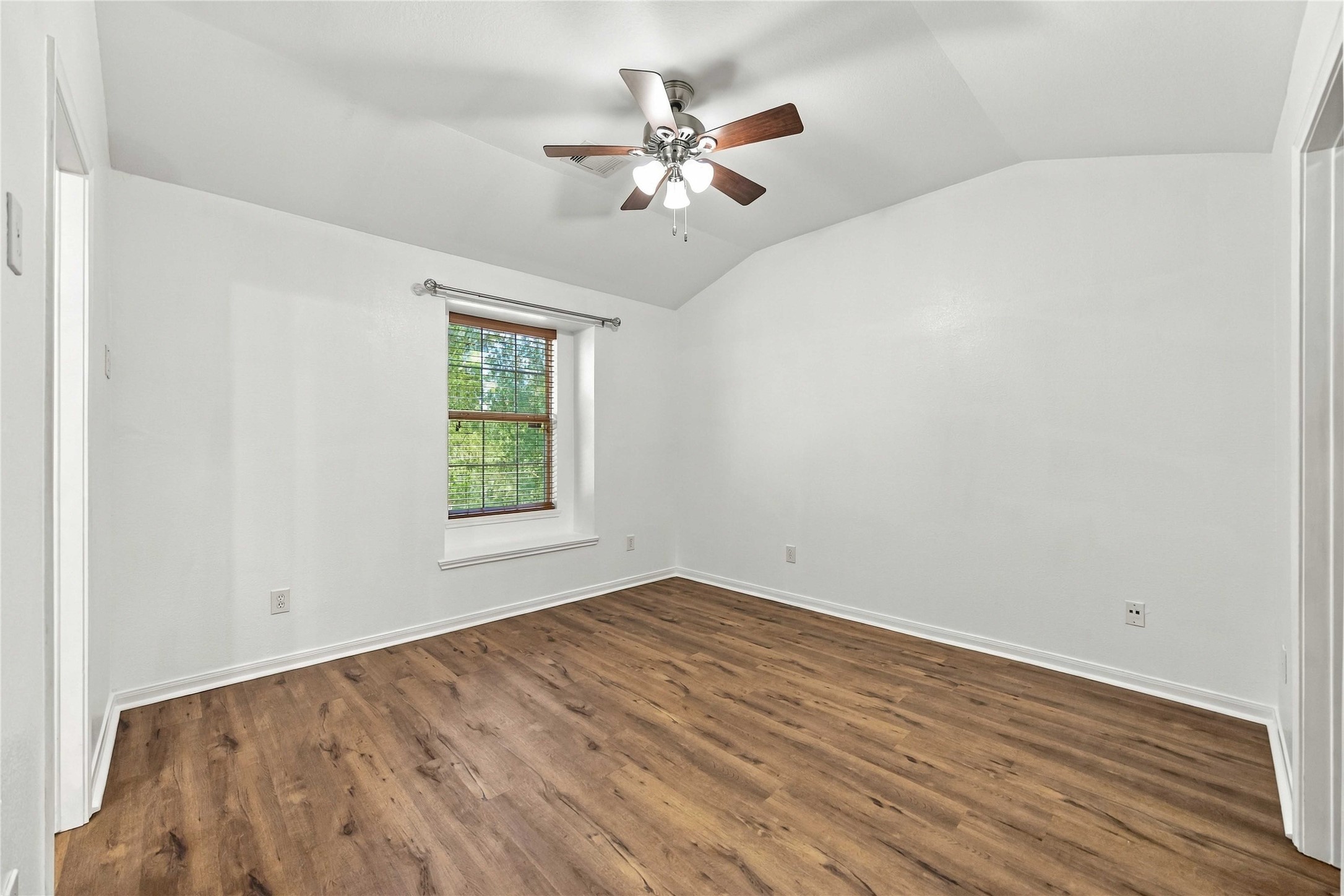 13131 Lawsons Creek Lane, Houston, TX 77072