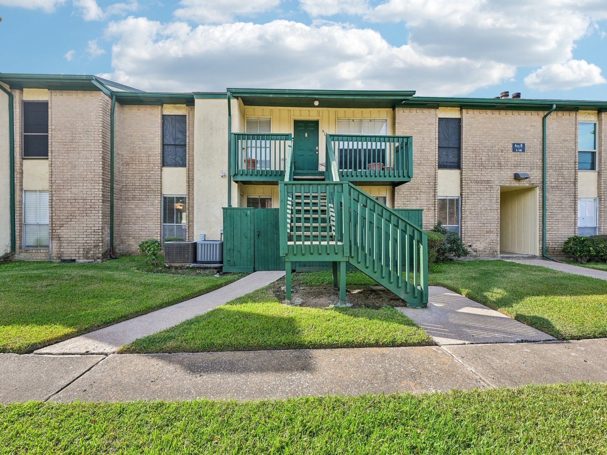 1516 Bay Area Boulevard, #Q11, Houston, TX 77058